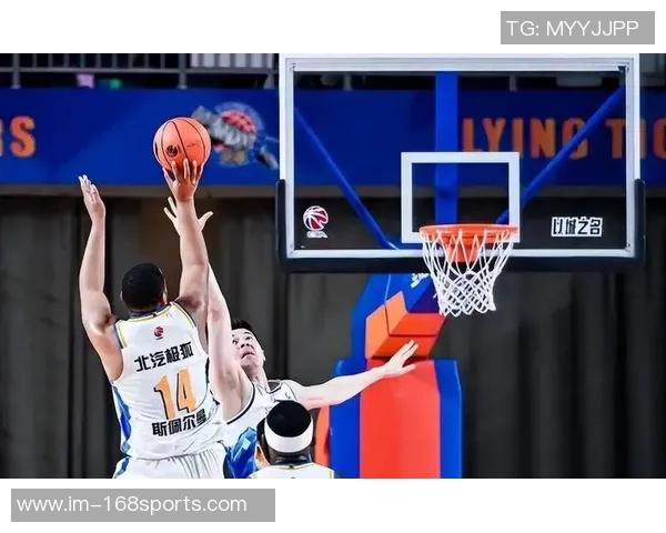 解说：北京队五大核心球员提升攻防水平展现强大实力